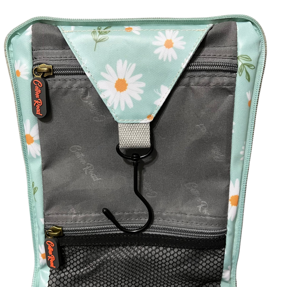 Cotton Road Travel Bag: TURQUOISE DAISIES Print PVC Overnight Bag and Matching Vanity Bag