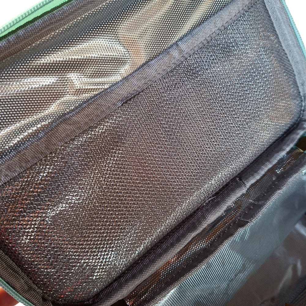 Cotton Road Cooler Bag: TURQUOISE PVC Insulated Lunch Box with DAISIES INNER NETTING POCKET