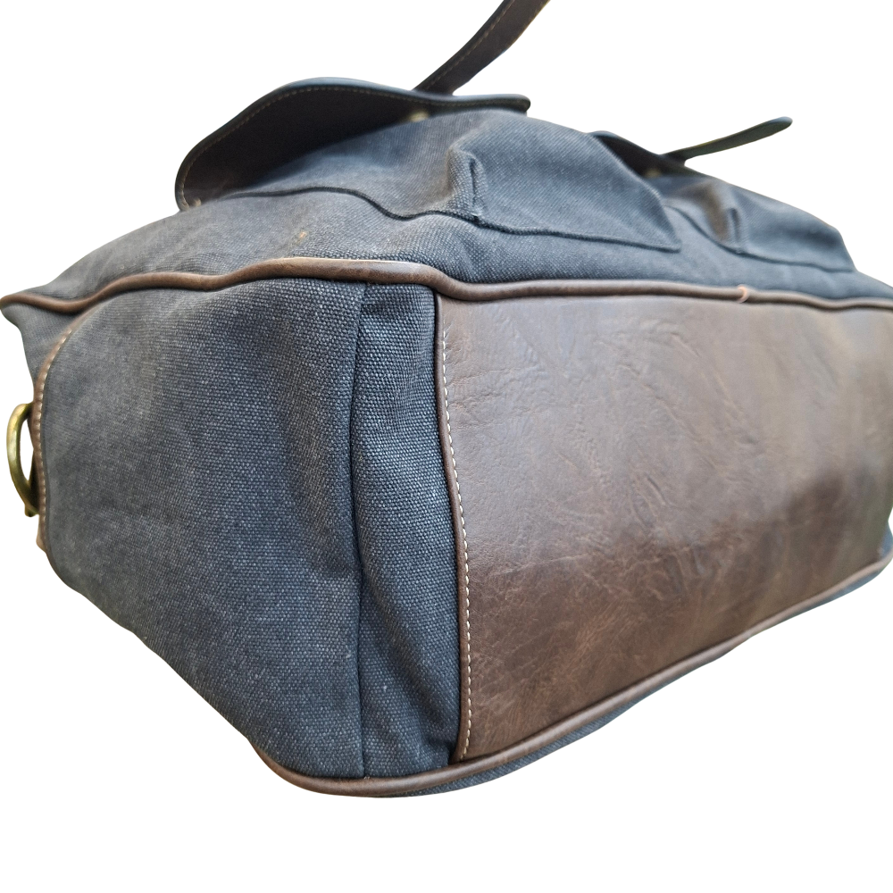 Cotton Road Travel Bag: BLACK Canvas bag with PU Leather Trim BOTTOM