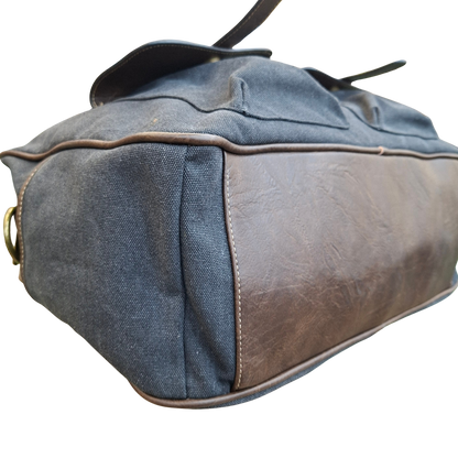 Cotton Road Travel Bag: BLACK Canvas bag with PU Leather Trim BOTTOM