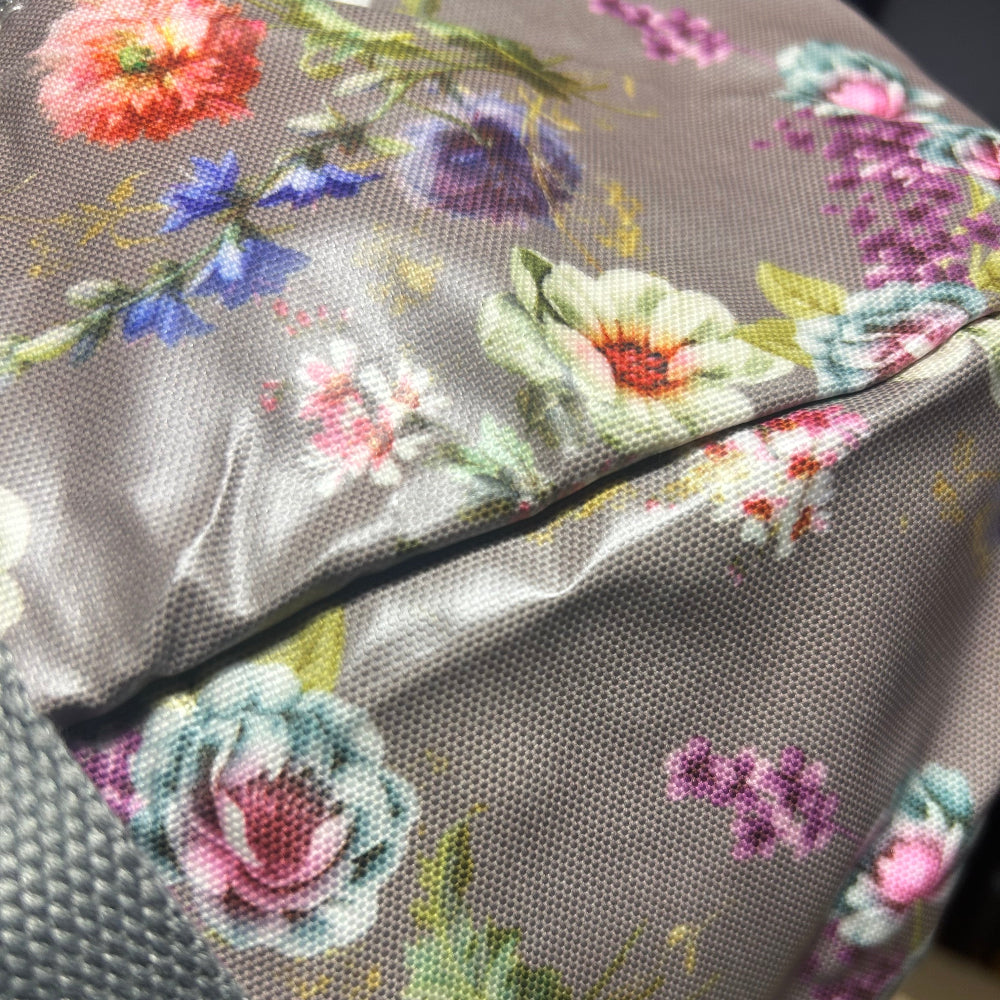 Cotton Road Travel Bag: MAUVE PVC Floral Foldaway WEEKENDER Bag DETAIL