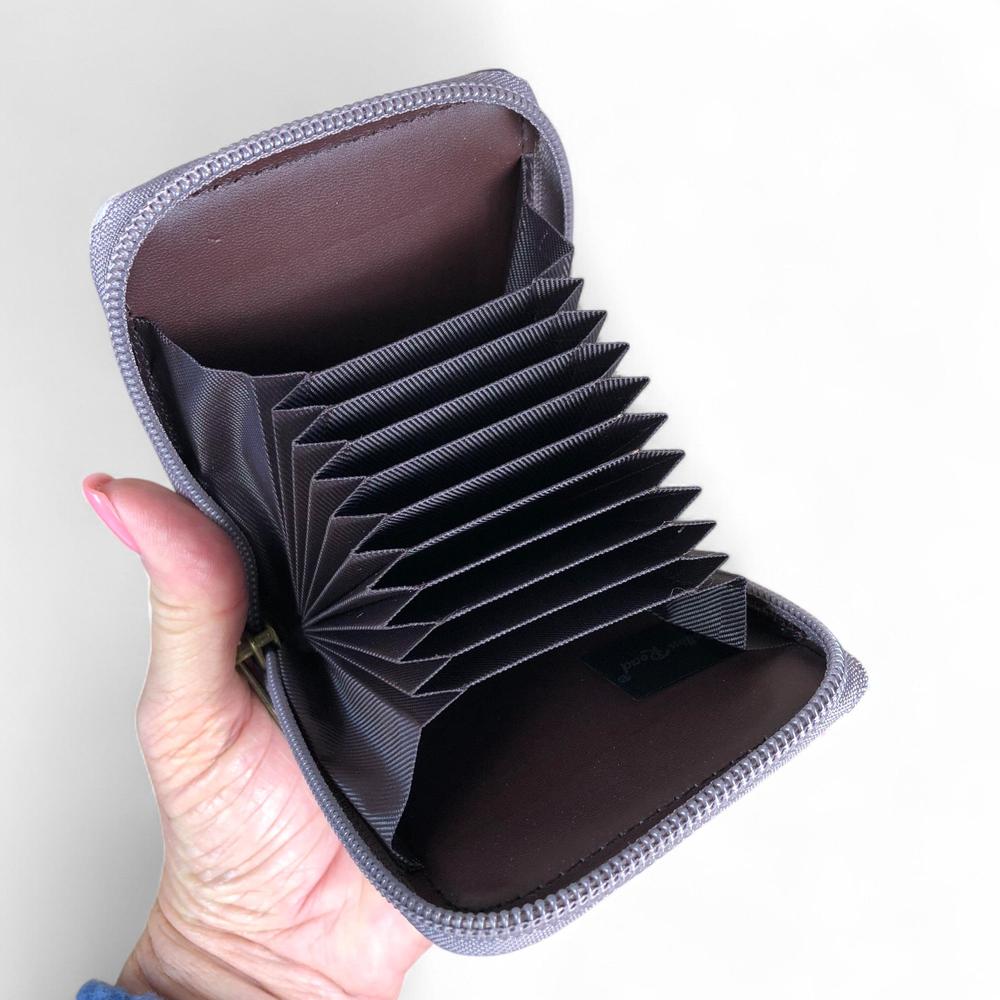 MAUVE FLORAL PVC Cotton Road Card Holder