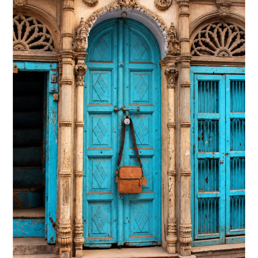 VIVACE SLING BAG: BROWN GENUINE Leather Messenger Bag LIFESTYLE