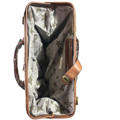 VIVACE TRAVEL BAG: BEIGE CANVAS AND LEATHER OVERNIGHT BAG WITH WINDMILLS OPEN