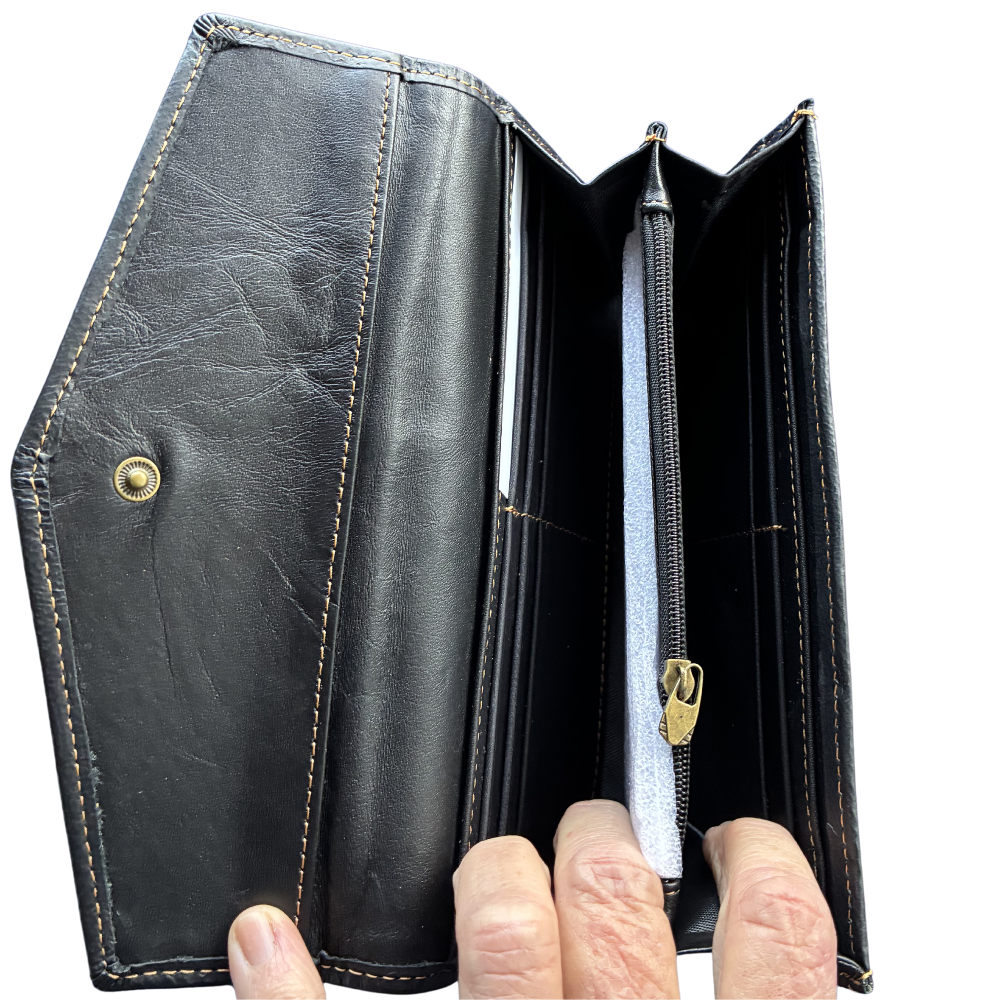 Vivace Wallet: Large BLACK TRI-FOLD Genuine Leather Wallet OPEN