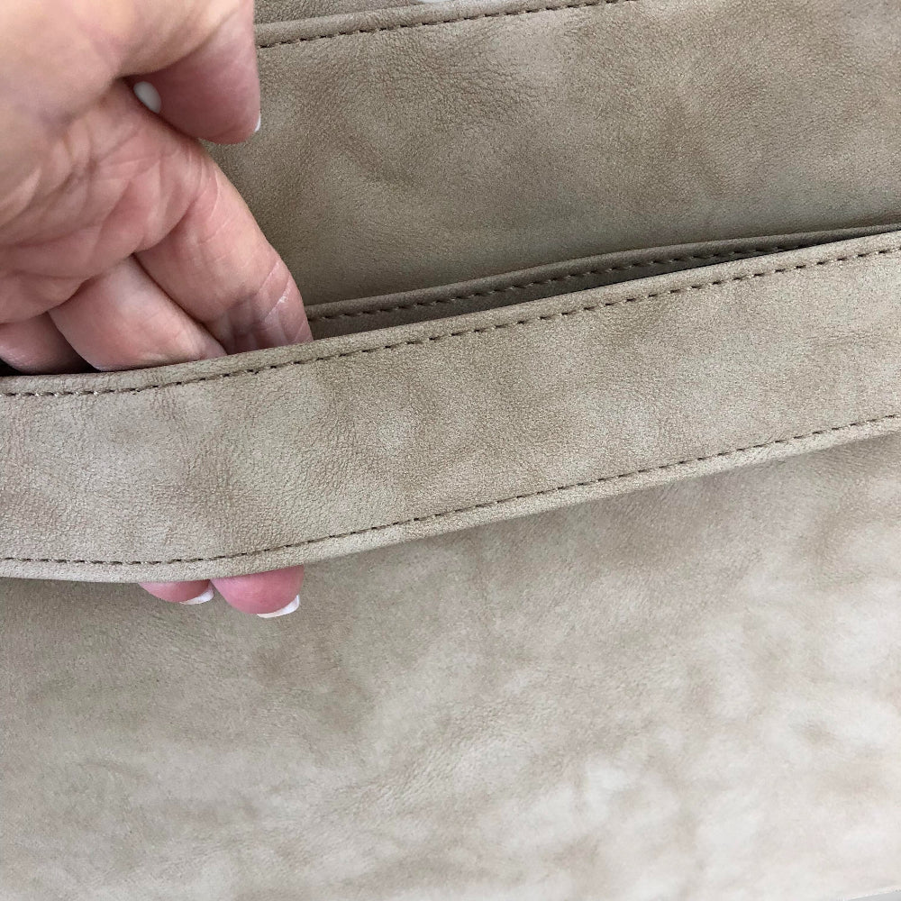 Cotton Road Laptop Bag: KHAKI PU Leather 15'6 Padded Laptop Bag / Carry Sleeve