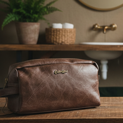 COTTON ROAD TOILETRY BAG: Men's COFFEE BROWN PU Leather Toiletry Bag