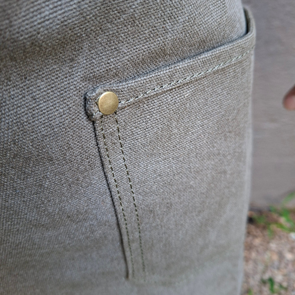 A heavy-duty vivace waxed cotton apron pocket