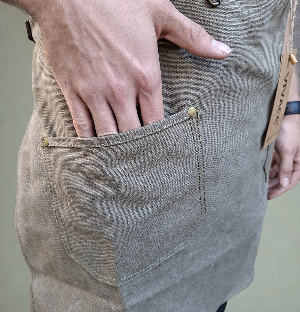 A heavy-duty vivace waxed cotton apron front pocket view