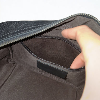 Vivace Men's Toiletry Bag: BLACK Genuine Vanity Bag